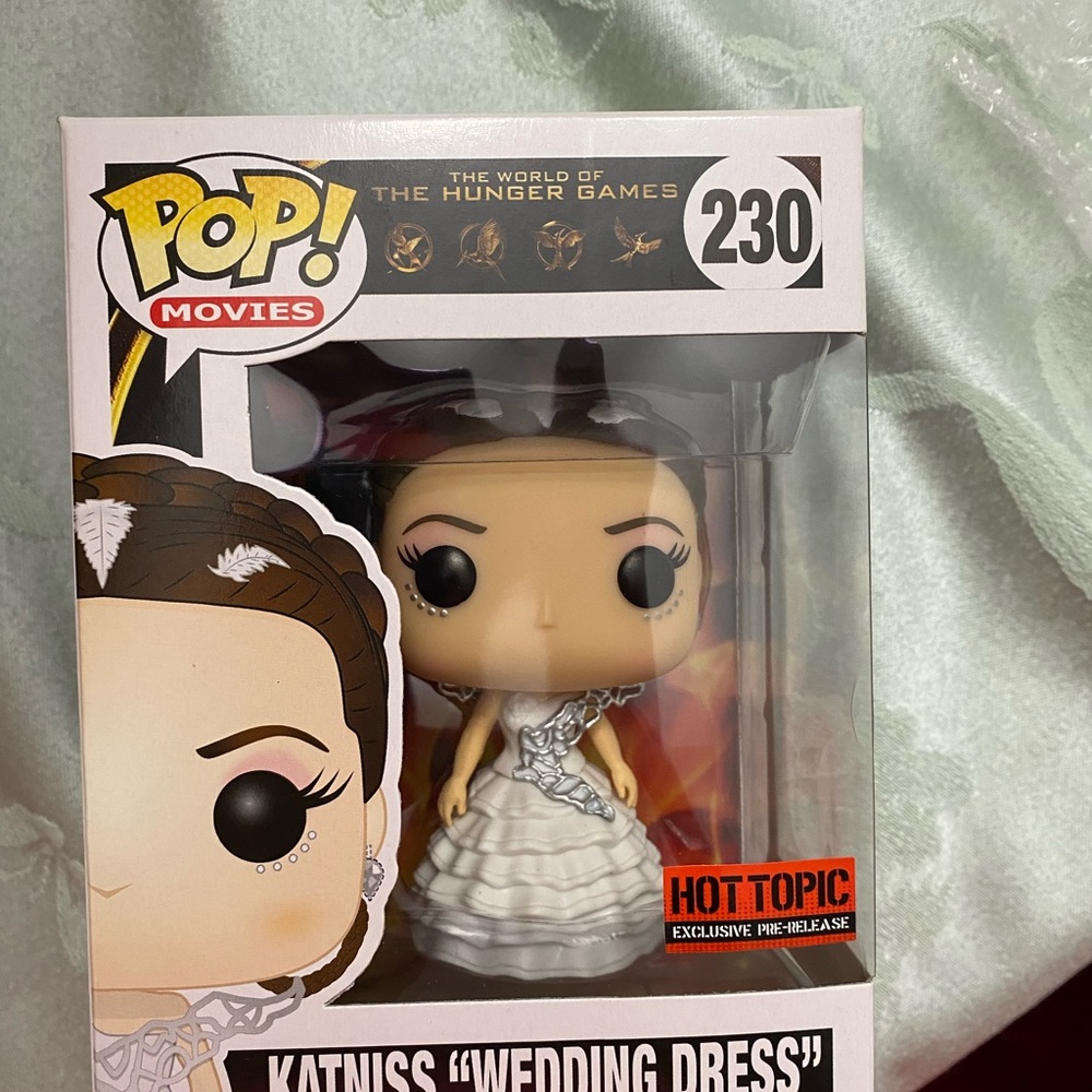 Katniss Wedding Dress Funko Pop